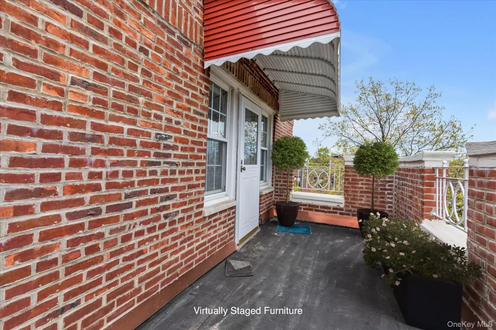 102 S Village Avenue #3B Rockville Centre, NY 11570