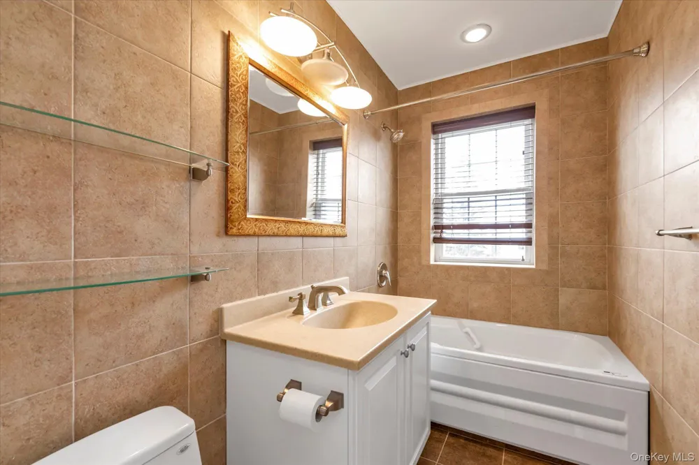 102 S Village Avenue #3B Rockville Centre, NY 11570