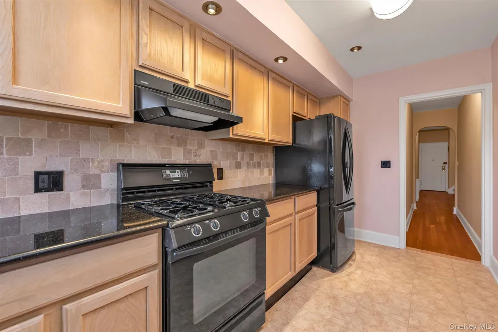 102 S Village Avenue #3B Rockville Centre, NY 11570