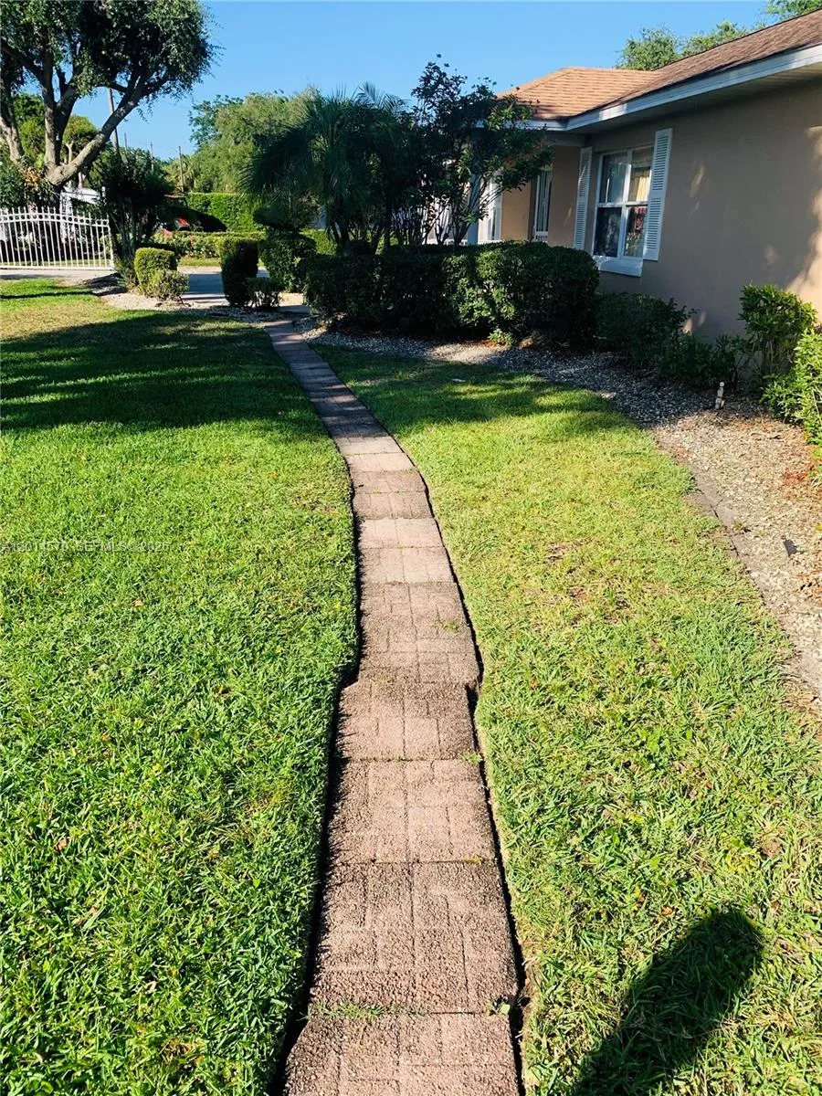 196 JAMISON AVE Lake Placid, FL 33852