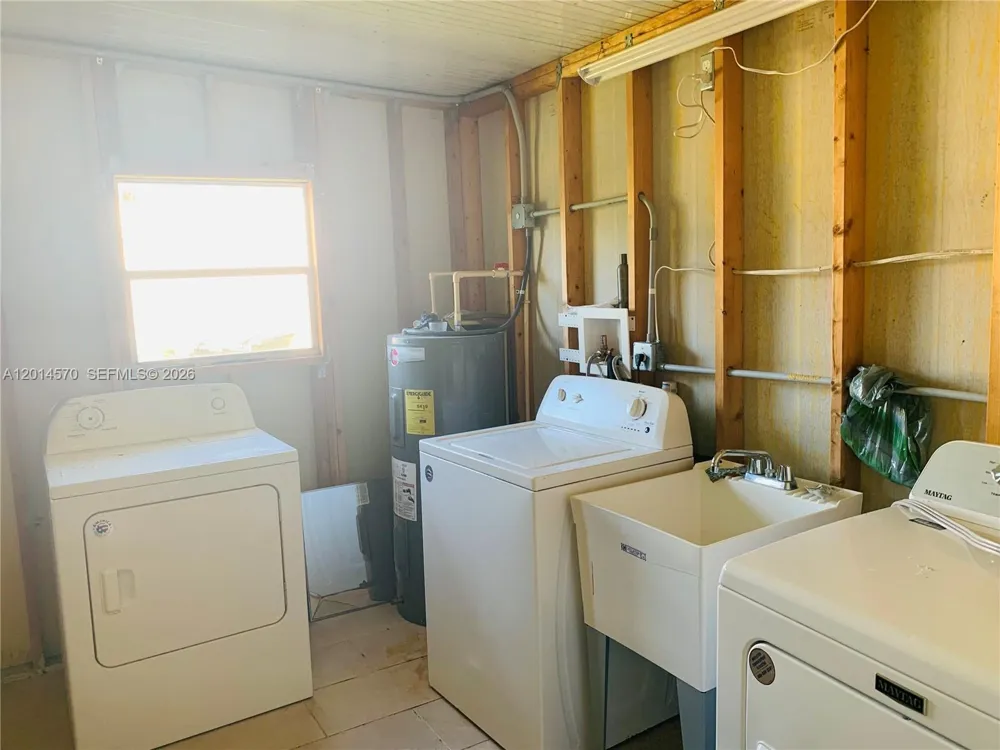 196 JAMISON AVE Lake Placid, FL 33852