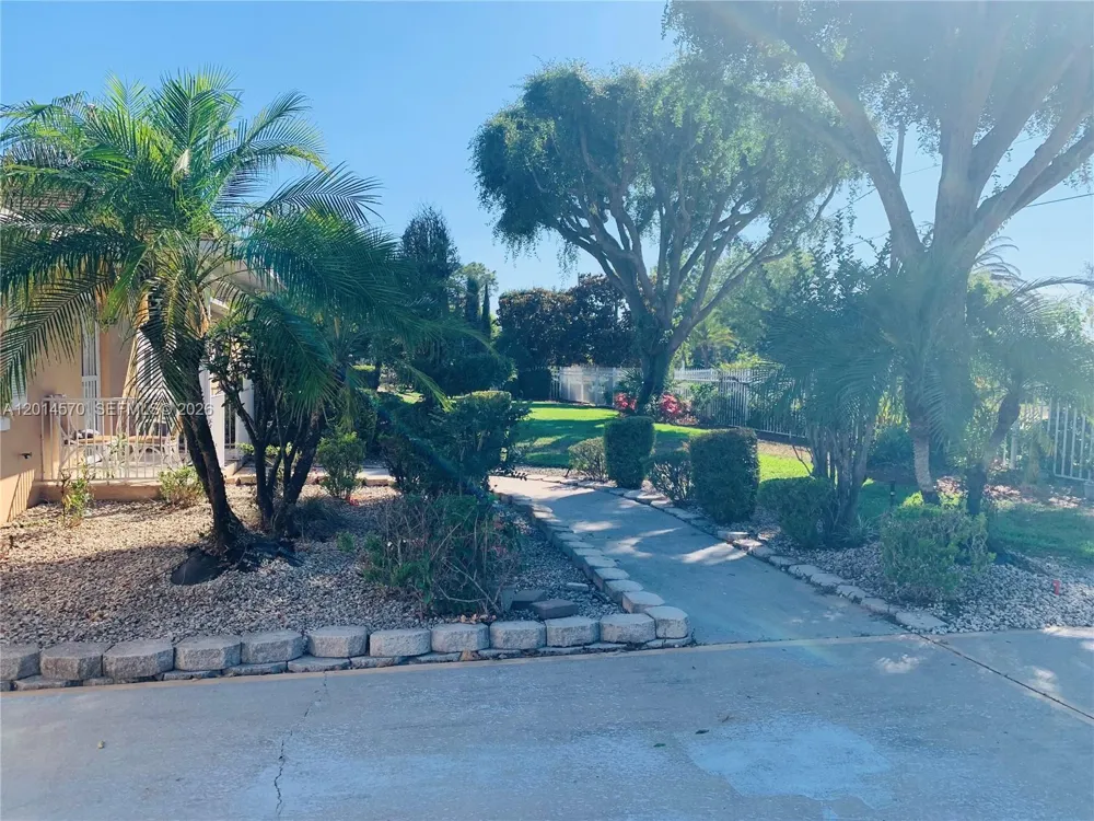 196 JAMISON AVE Lake Placid, FL 33852