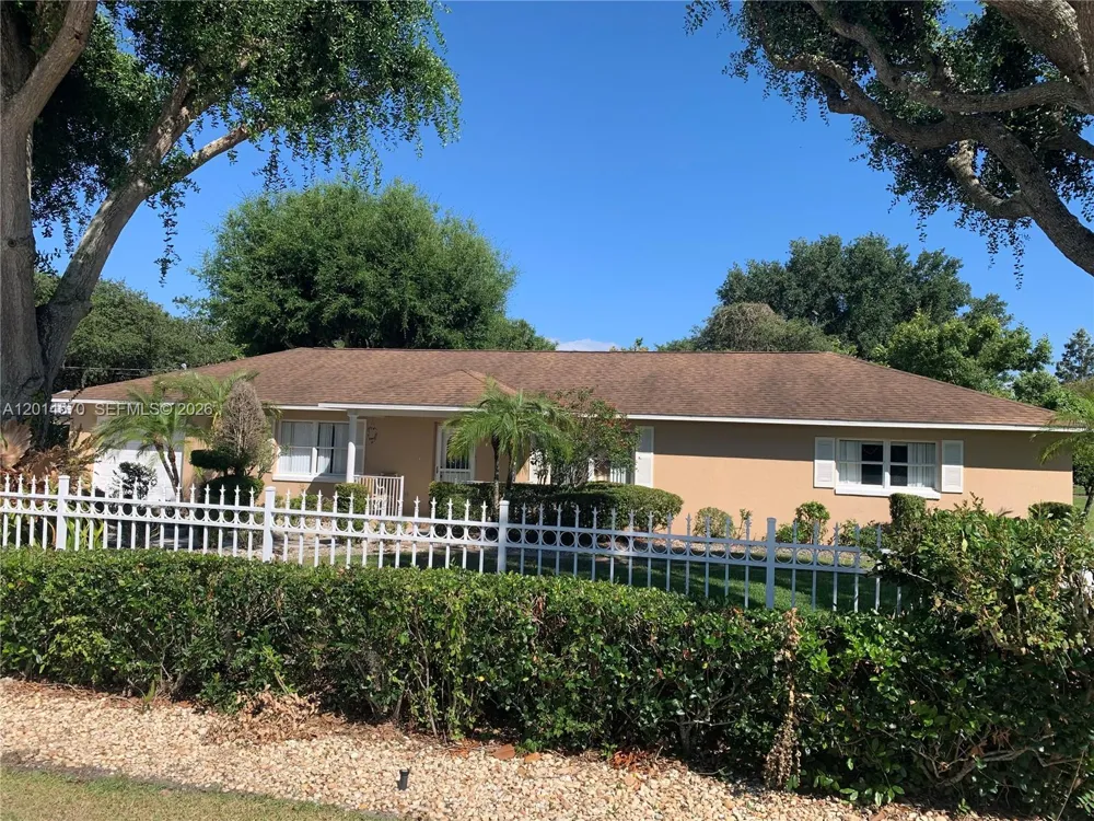 196 JAMISON AVE Lake Placid, FL 33852
