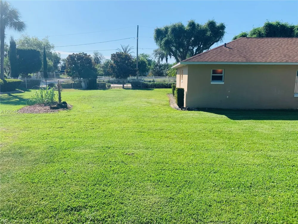 196 JAMISON AVE Lake Placid, FL 33852