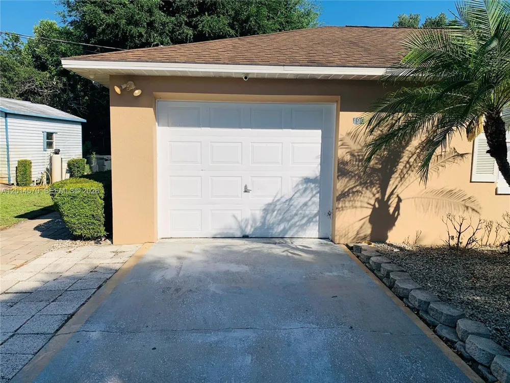 196 JAMISON AVE Lake Placid, FL 33852