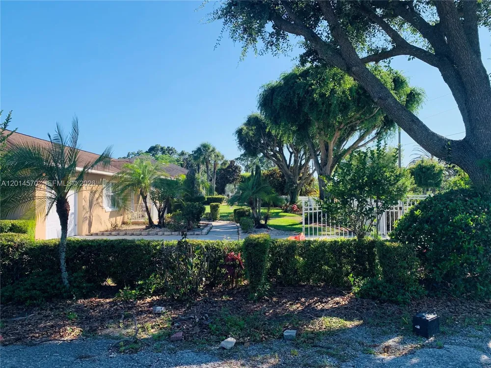 196 JAMISON AVE Lake Placid, FL 33852