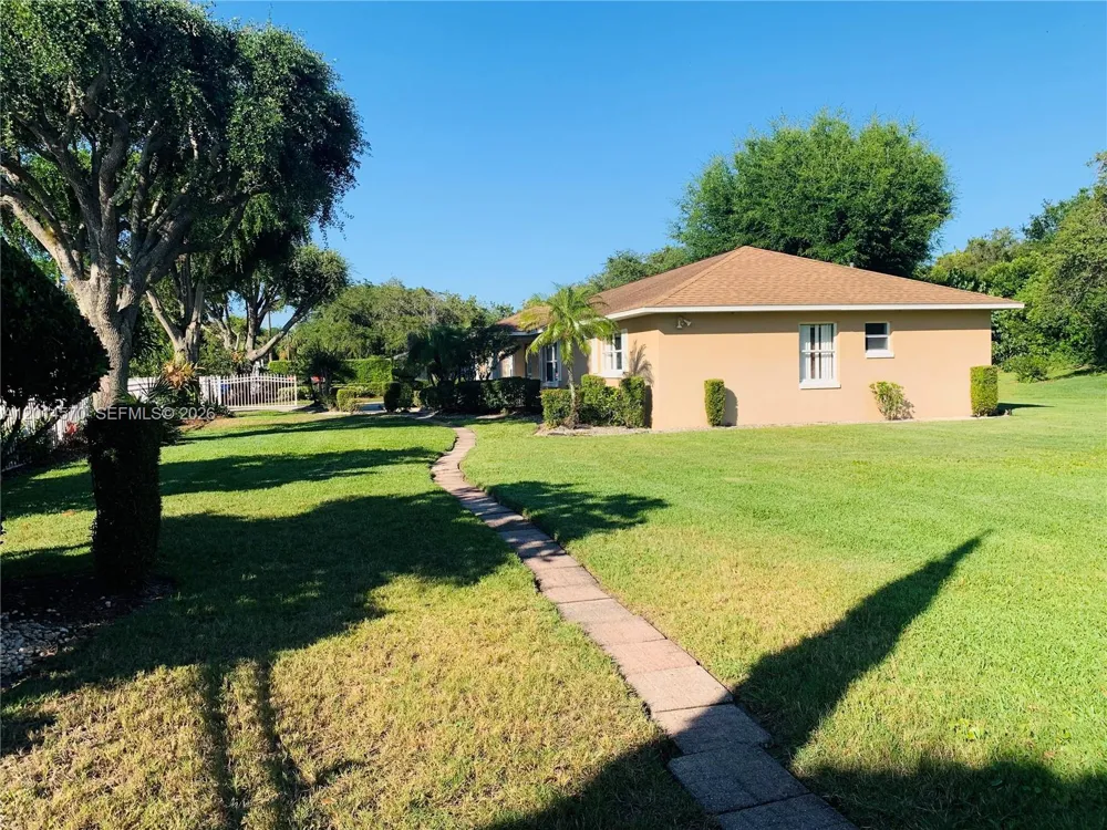 196 JAMISON AVE Lake Placid, FL 33852