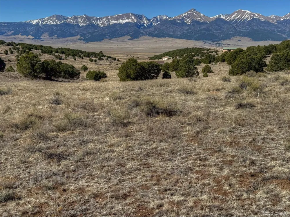 885 Crow Road Westcliffe, CO 81252