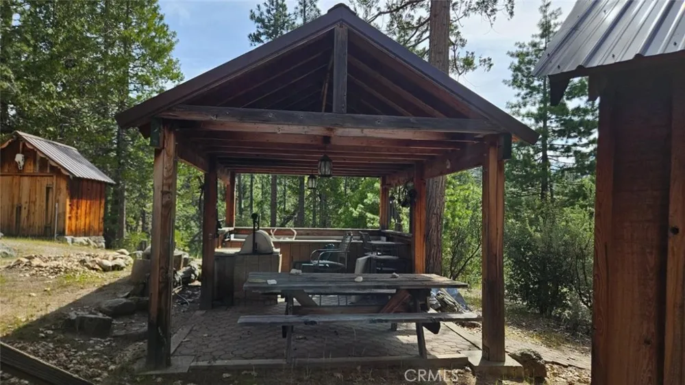 46336 Silvertip North Fork, CA 93643