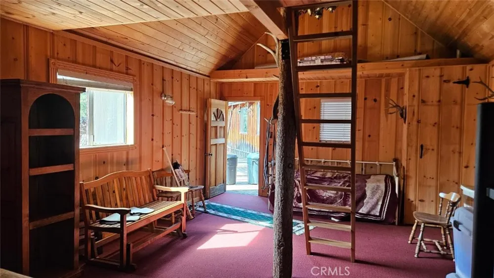 46336 Silvertip North Fork, CA 93643
