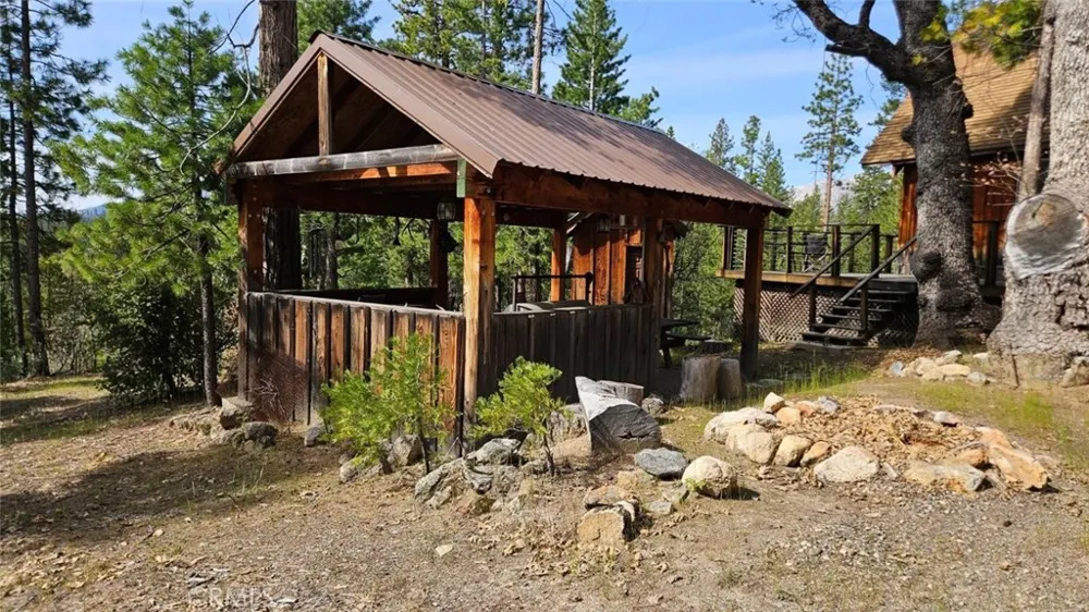 46336 Silvertip North Fork, CA 93643