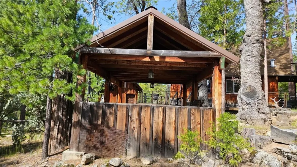 46336 Silvertip North Fork, CA 93643