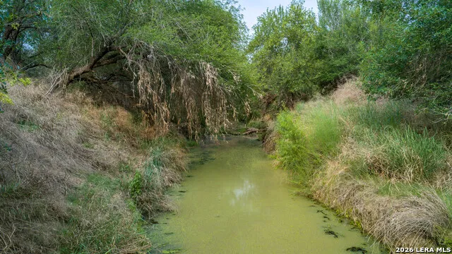 5797 Fm 3408 Cotulla, TX 78014