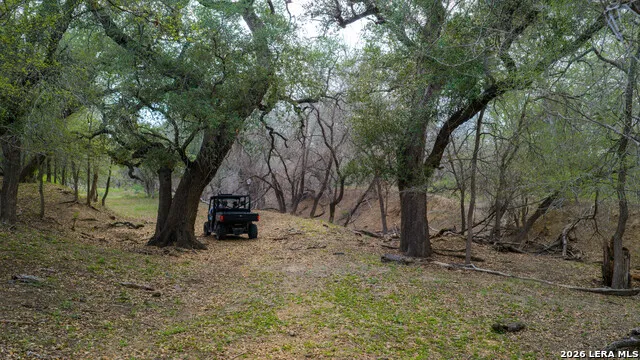 5797 Fm 3408 Cotulla, TX 78014