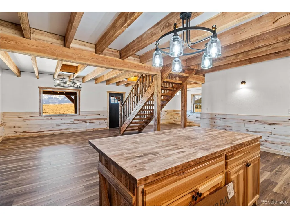2769 CR 255 Westcliffe, CO 81252
