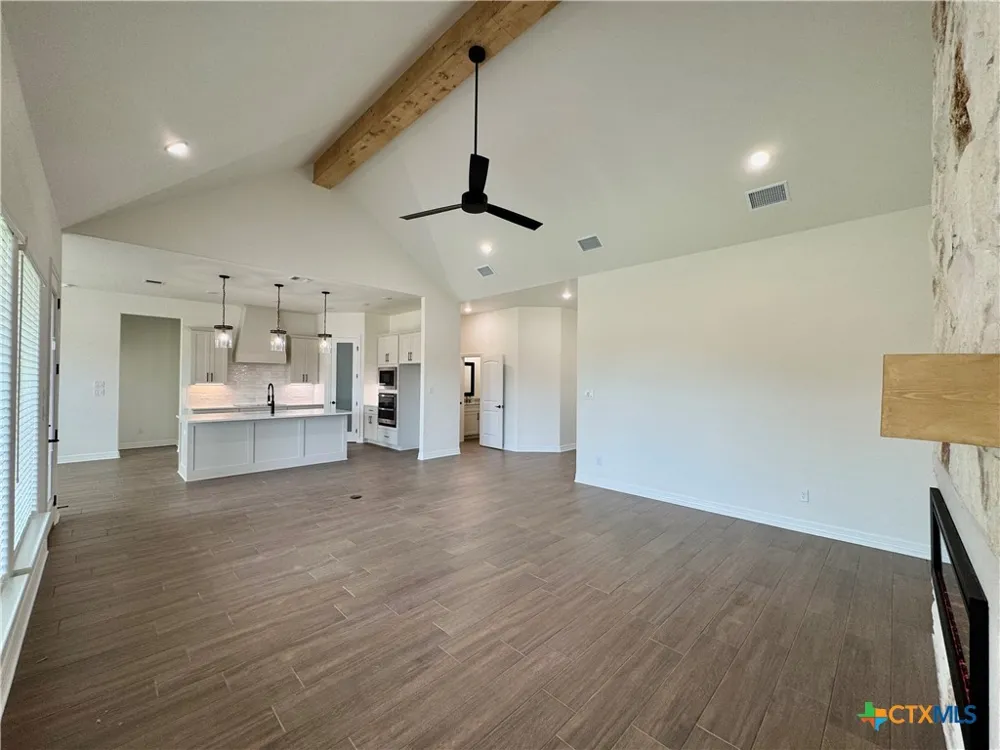 801 Golden Eagle Cove Salado, TX 76571