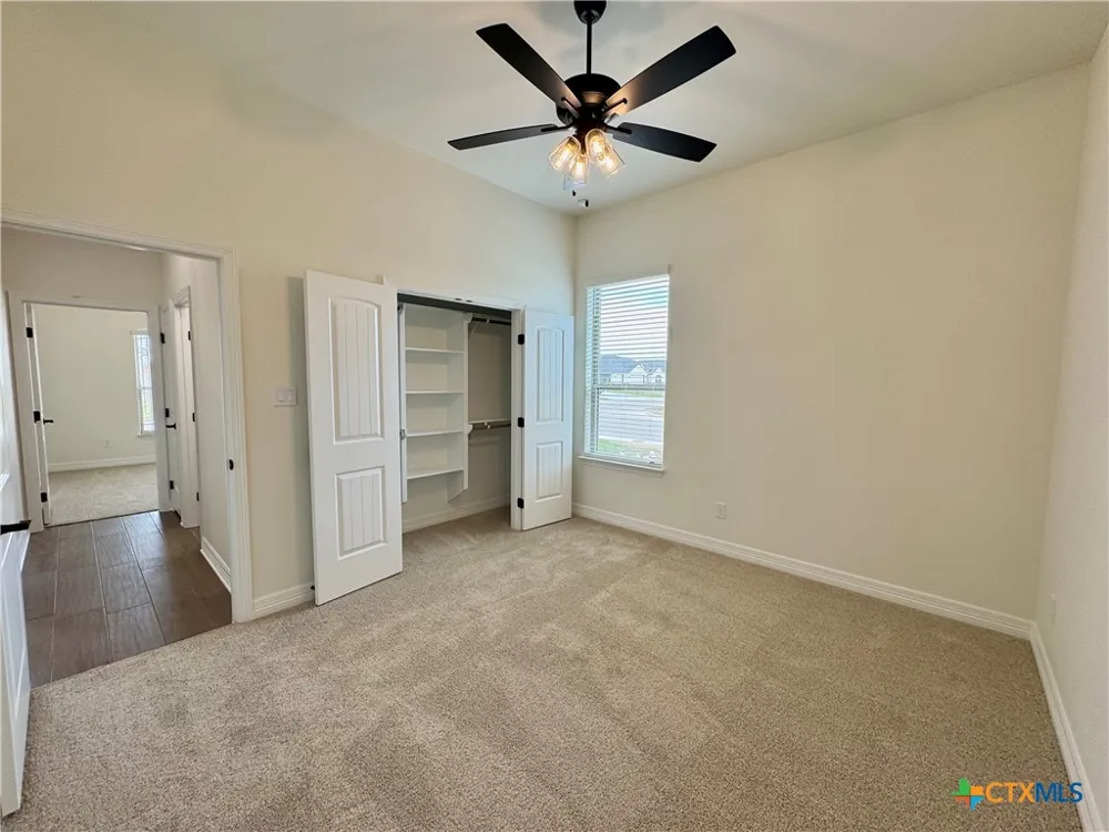 801 Golden Eagle Cove Salado, TX 76571