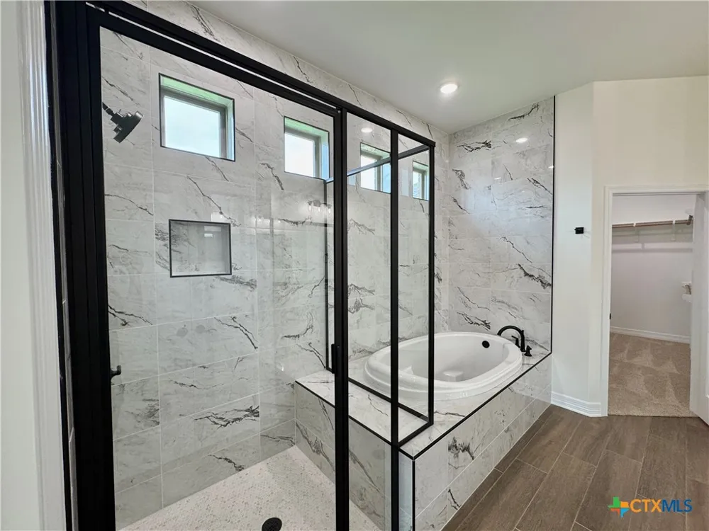 801 Golden Eagle Cove Salado, TX 76571