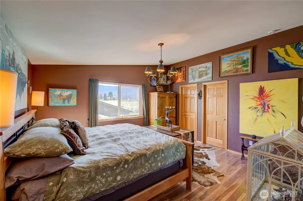 31 Blue Skies Lane Cathlamet, WA 98612