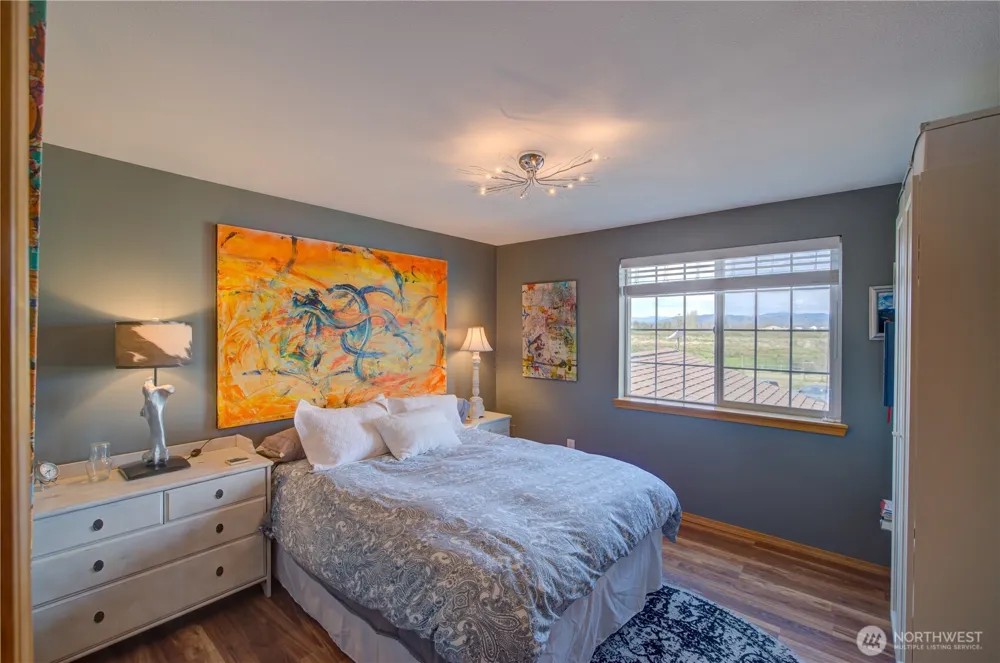 31 Blue Skies Lane Cathlamet, WA 98612