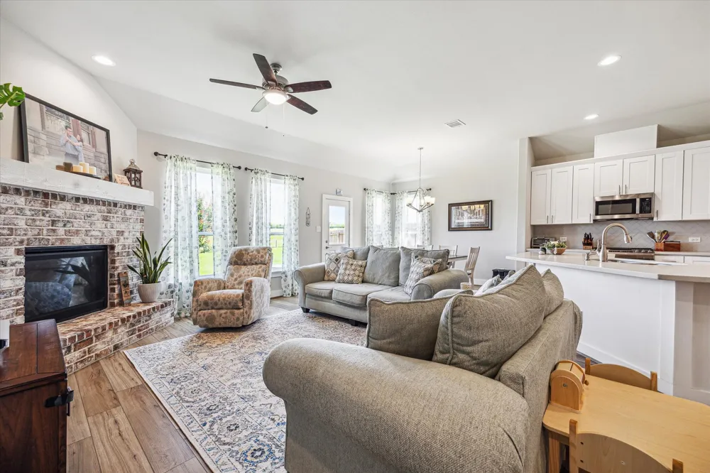 1401 Timber Oaks Drive Brenham, TX 77833