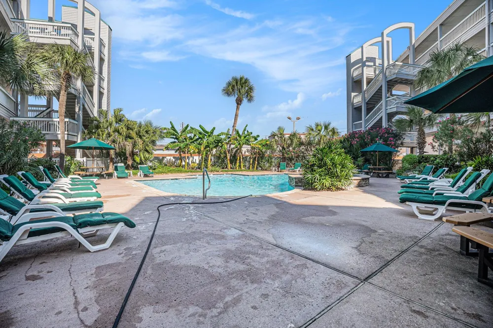 6102 Seawall Boulevard #234 Galveston, TX 77551