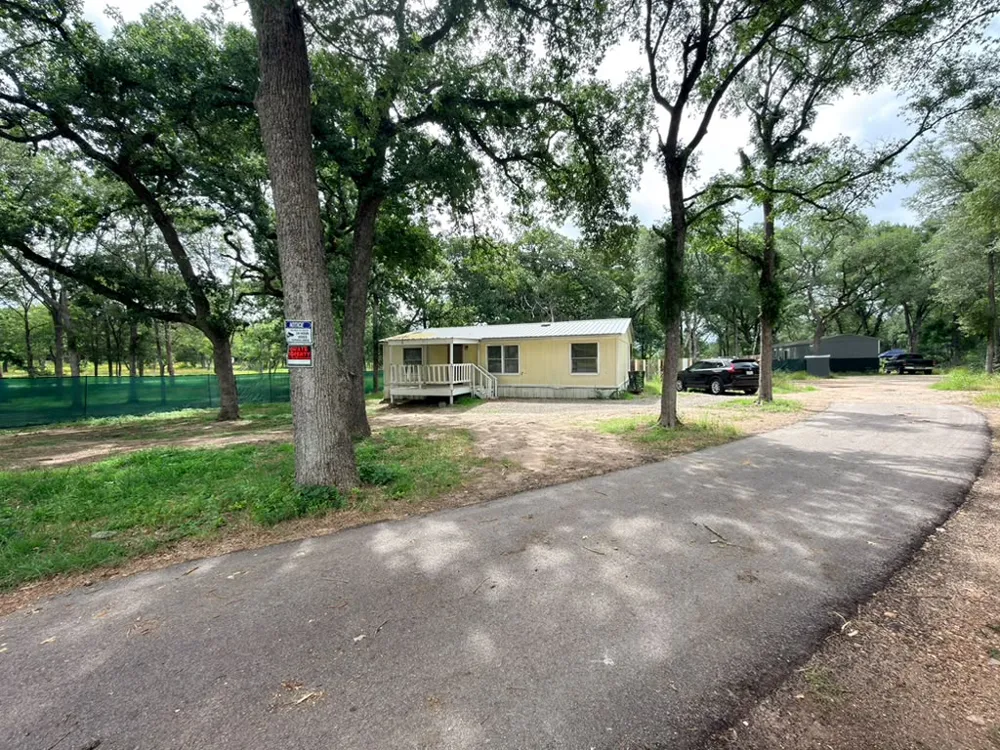 8607 Burleson Manor Road #A Manor, TX 78653