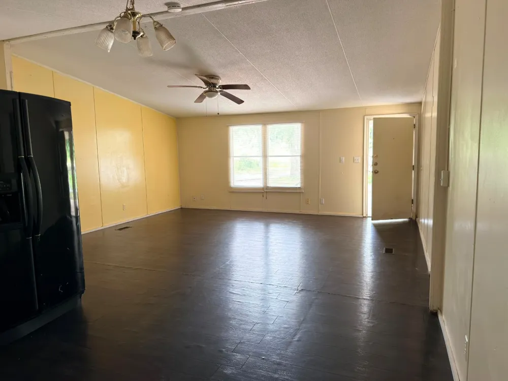 8607 Burleson Manor Road #A Manor, TX 78653