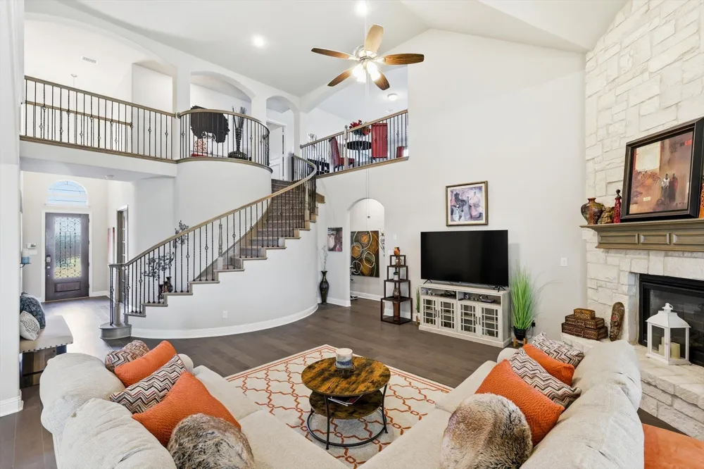 3012 Chesterfield Lane Mansfield, TX 76084