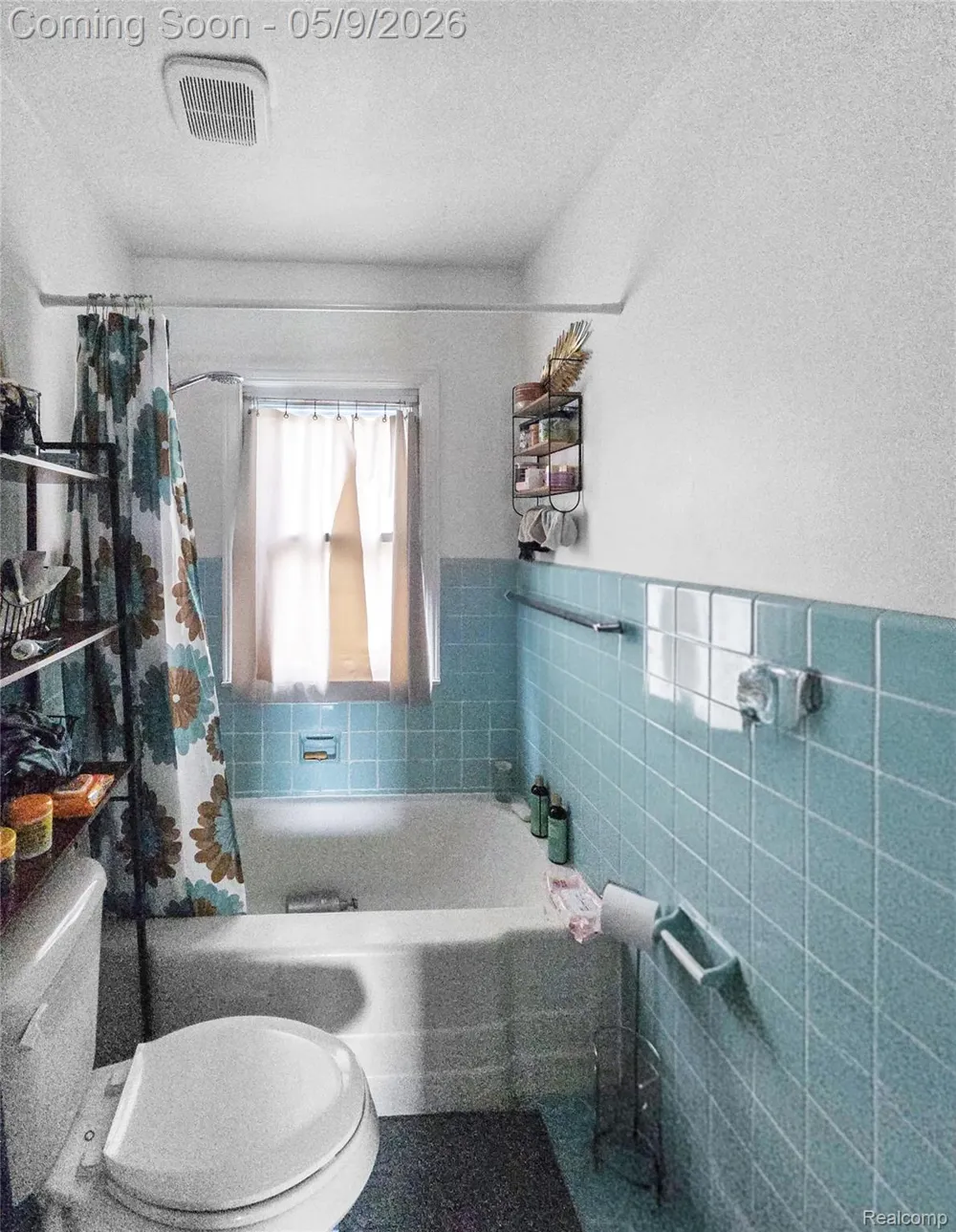 22449 Marine Avenue Eastpointe City, MI 48021