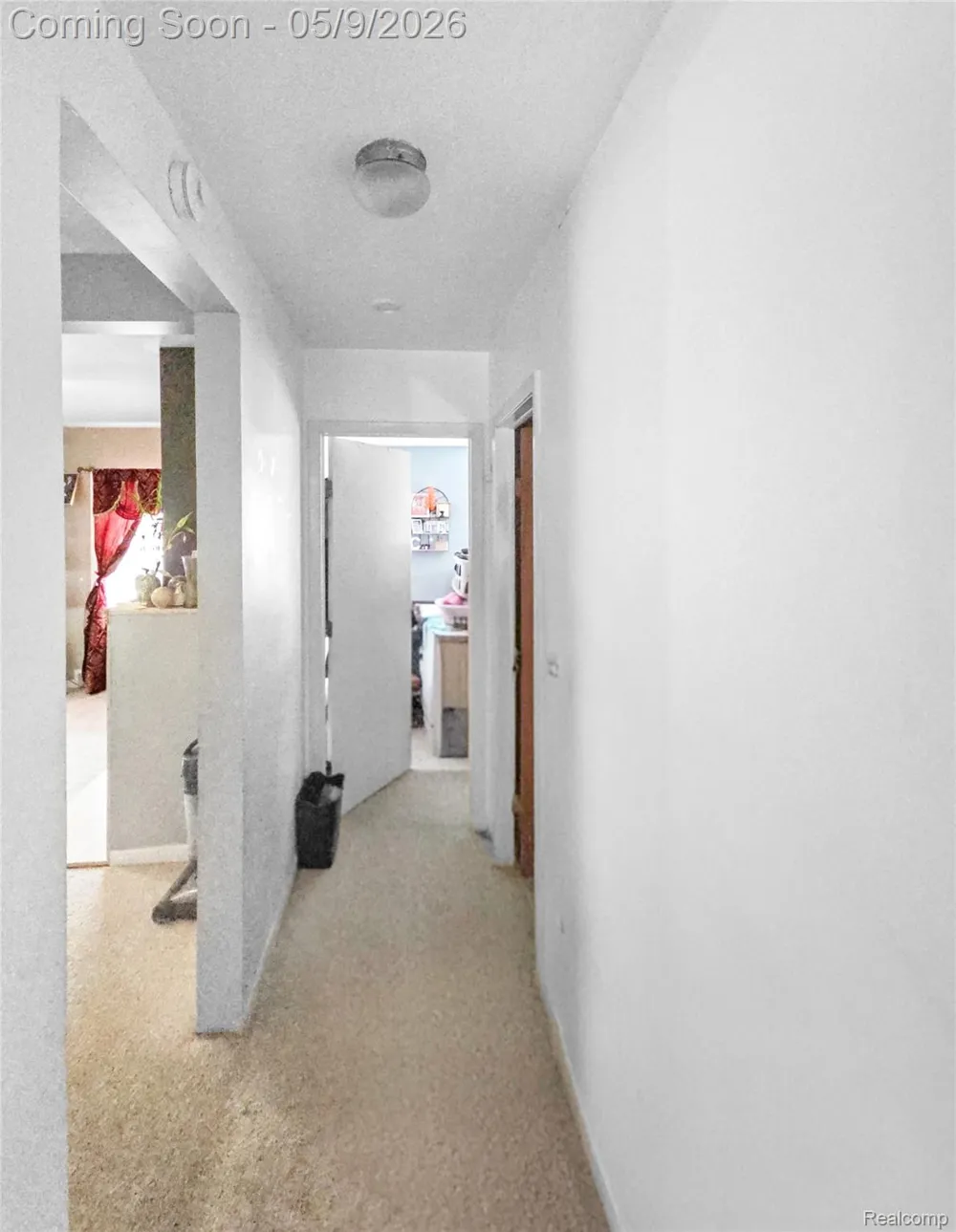 22449 Marine Avenue Eastpointe City, MI 48021