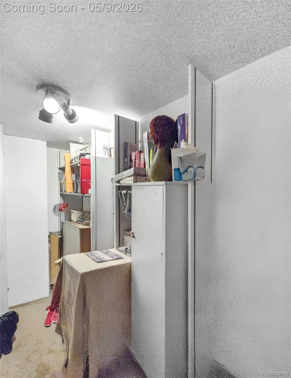 22449 Marine Avenue Eastpointe City, MI 48021