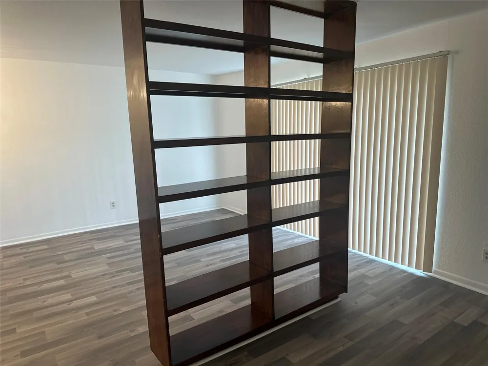 2814 S Bartell Drive #13 Houston, TX 77054