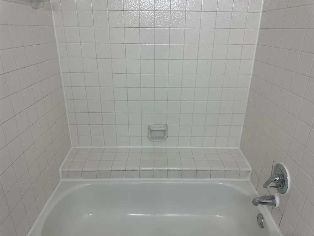 2814 S Bartell Drive #13 Houston, TX 77054