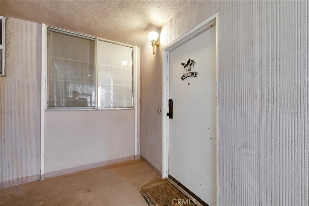 6979 Palm Court #141N Riverside, CA 92506