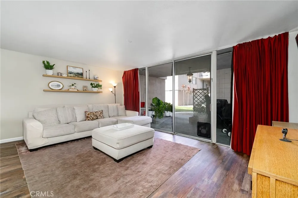 6979 Palm Court #141N Riverside, CA 92506