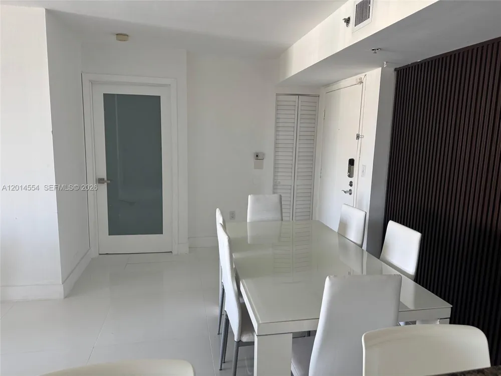 19555 E Country Club Dr #8507 Aventura, FL 33180