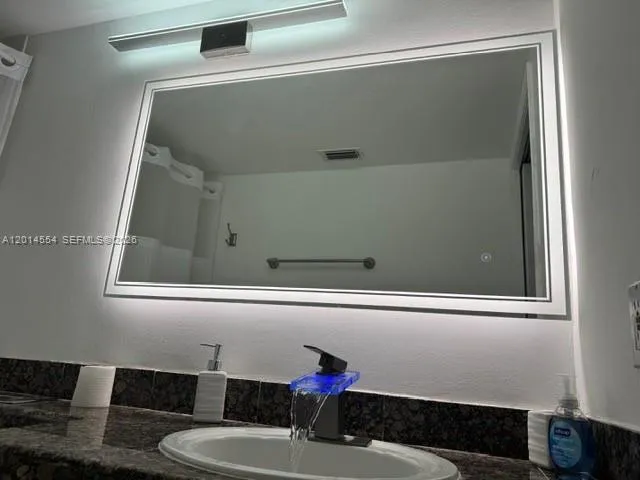 19555 E Country Club Dr #8507 Aventura, FL 33180