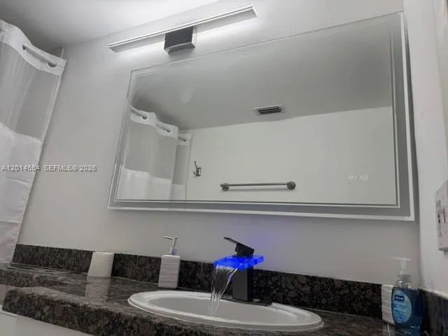 19555 E Country Club Dr #8507 Aventura, FL 33180