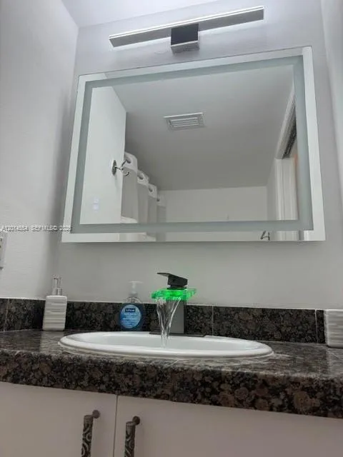 19555 E Country Club Dr #8507 Aventura, FL 33180