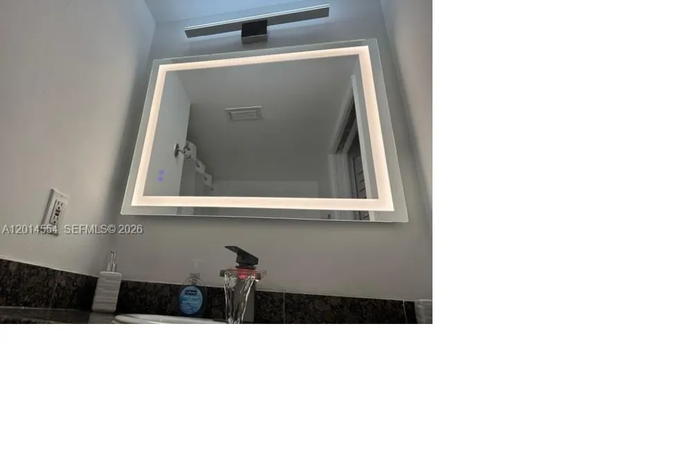 19555 E Country Club Dr #8507 Aventura, FL 33180