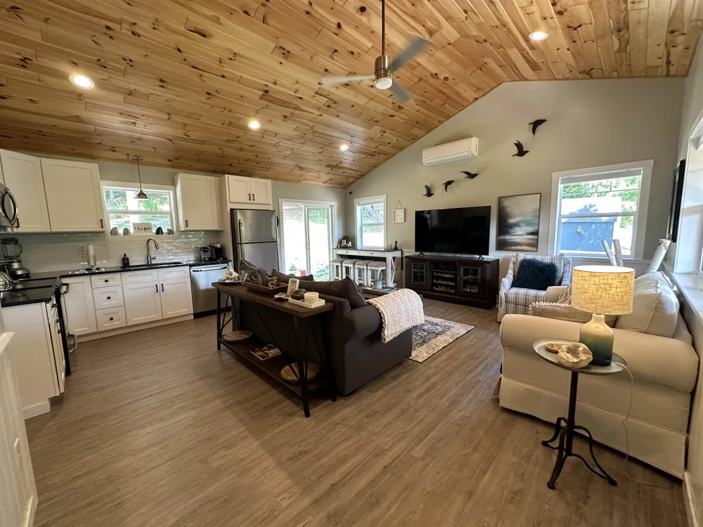 8350 E Horn Road Suttons Bay Township, MI 49653