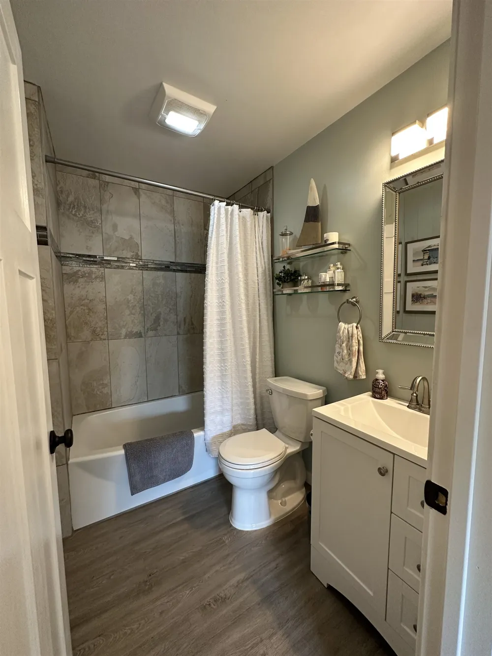 8350 E Horn Road Suttons Bay Township, MI 49653