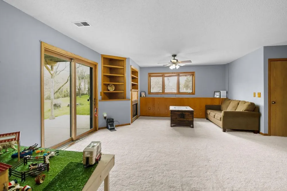 2247 75th Avenue Princeton, MN 55371