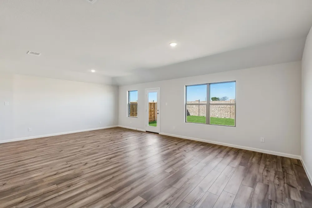 1111 Shorthorn Street Royse City, TX 75189