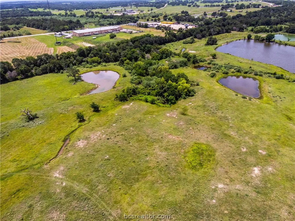 59 CR 208 Giddings, TX 78942
