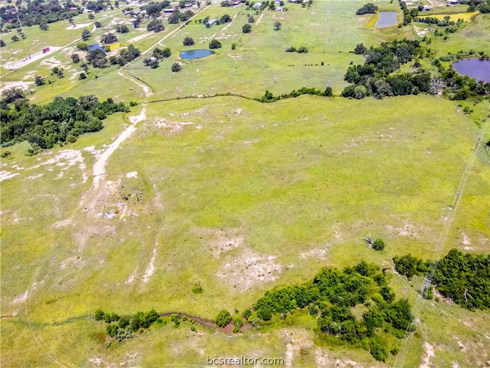 59 CR 208 Giddings, TX 78942