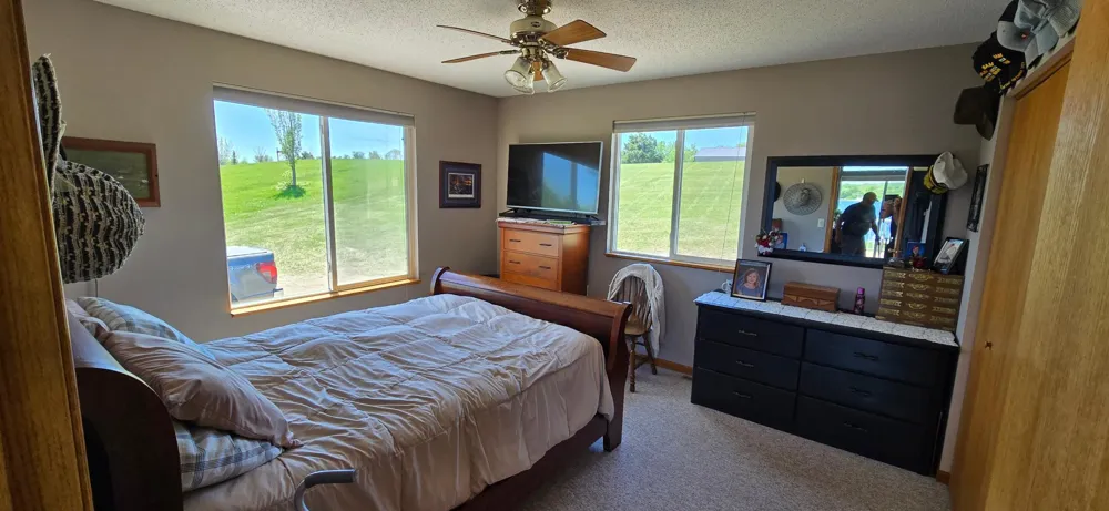 43094 E Big Mcdonald Drive Dent, MN 56528