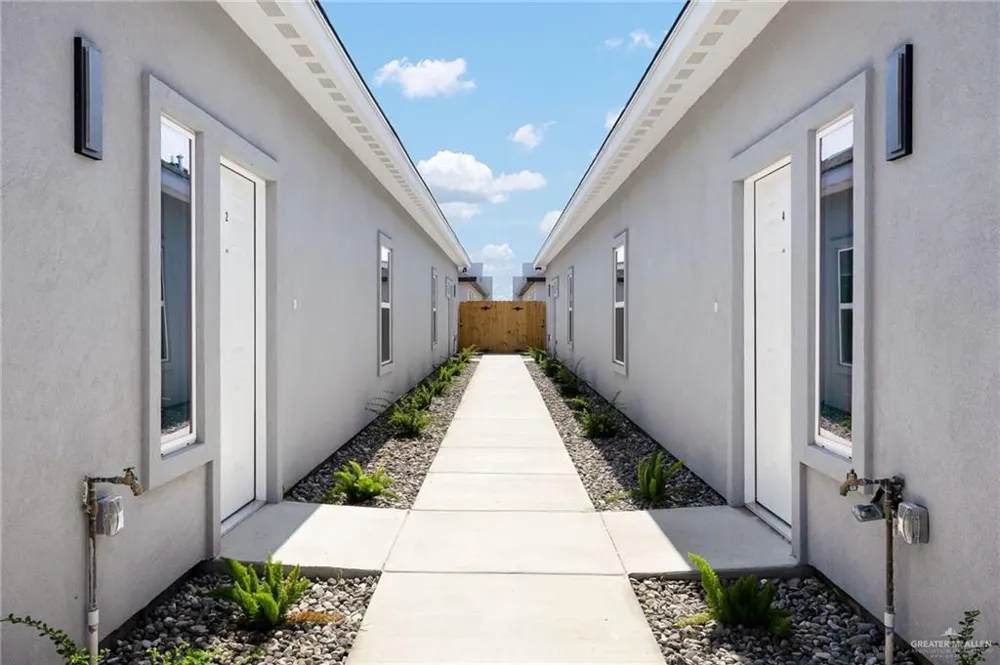 916 Glory Street #15 A Alamo, TX 78516