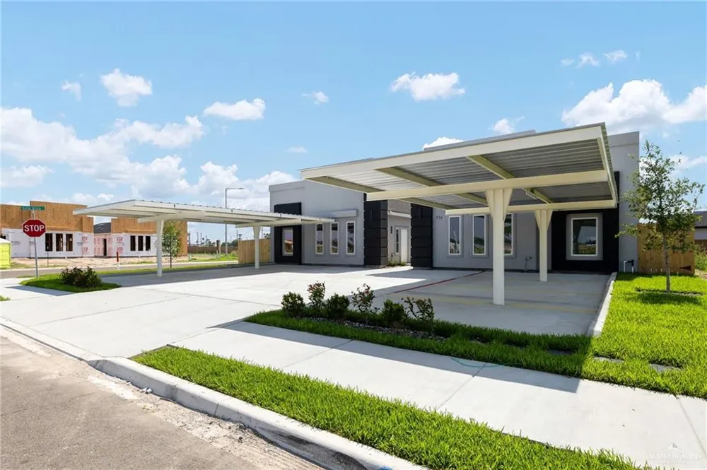 916 Glory Street #15 A Alamo, TX 78516